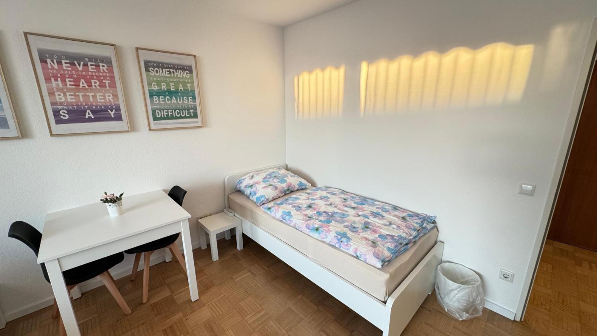Monteur & Messezimmer Ratingen-Duesseldorf Dış mekan fotoğraf